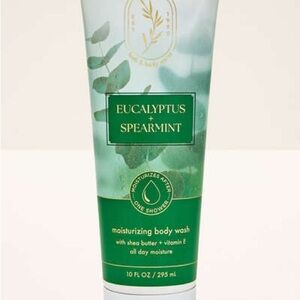 Bath & Body Works Eucalyptus + Spearmint Body Wash - Green*